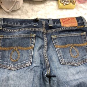 Lucky jeans 4/27 lighter wash/whiskers